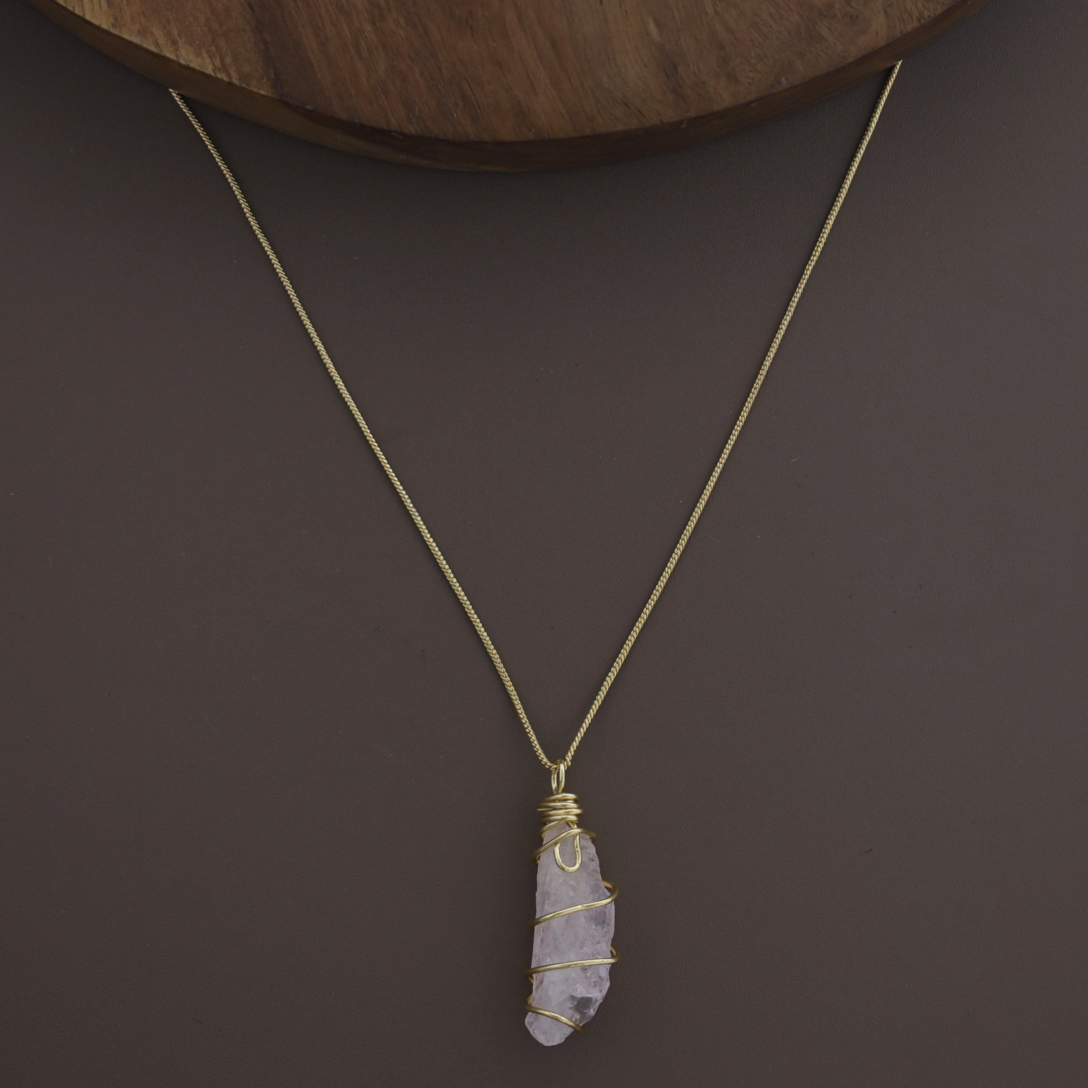 Binded Dyed Stone Neckpiece